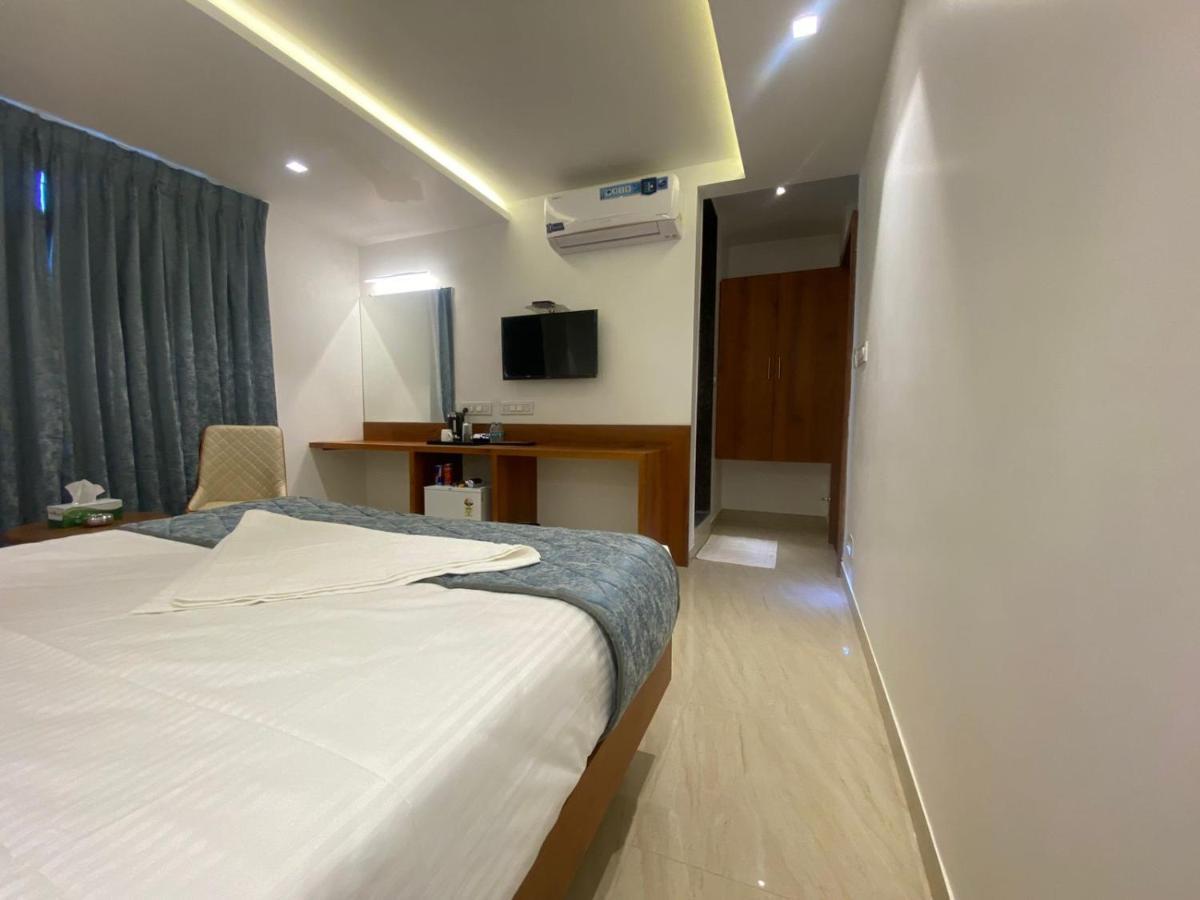The Urban Hive Hotel بلغاوم المظهر الخارجي الصورة