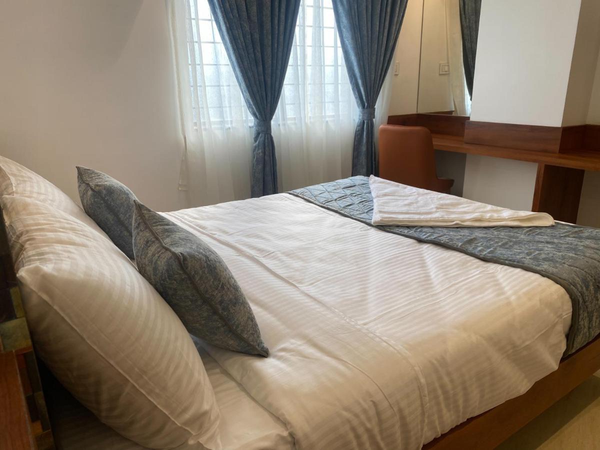 The Urban Hive Hotel بلغاوم المظهر الخارجي الصورة