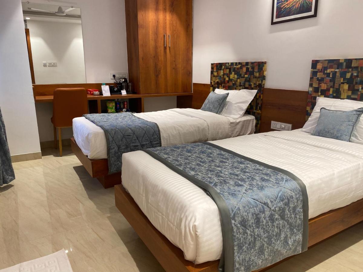 The Urban Hive Hotel بلغاوم المظهر الخارجي الصورة